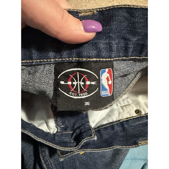 Vintage NBA Unk Denim Shorts Basketball Embroidered Patches 36 - Picture 2 of 3